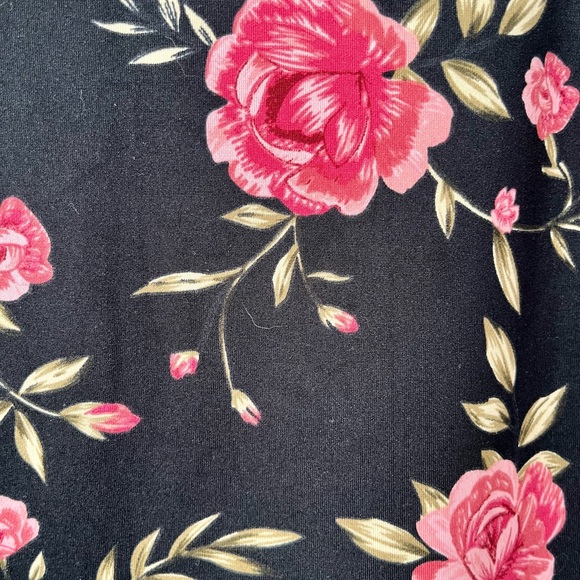 DYNAMITE Black Floral Double Layer Tank Top Size M - Picture 6 of 9